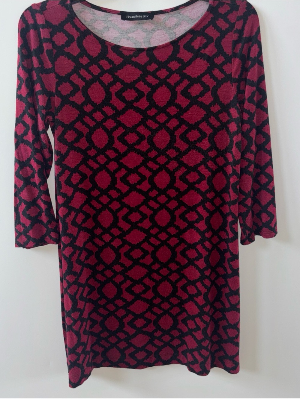 Hour Glass Lilly 4/4 Sleeve Tunic Top Shirt, Maroon Black, Small